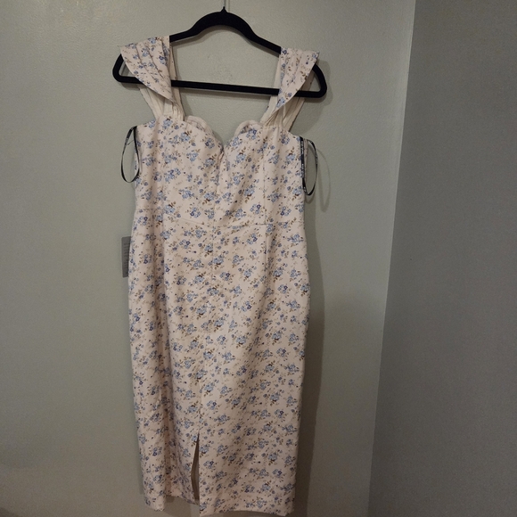 Lavish Alice Women's Off Shoulder White and Purple Floral Cocktail Dress. Sz 14 - Picture 4 of 12